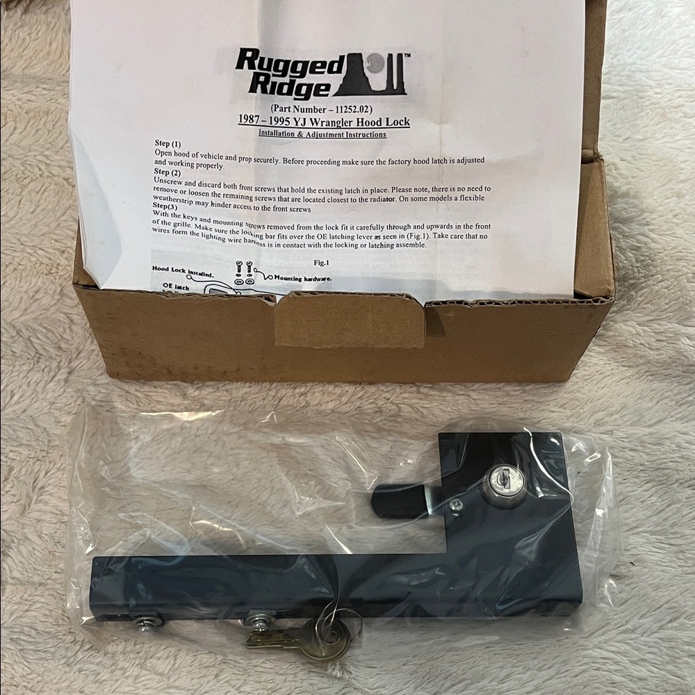 Wrangler Black Hood Lock